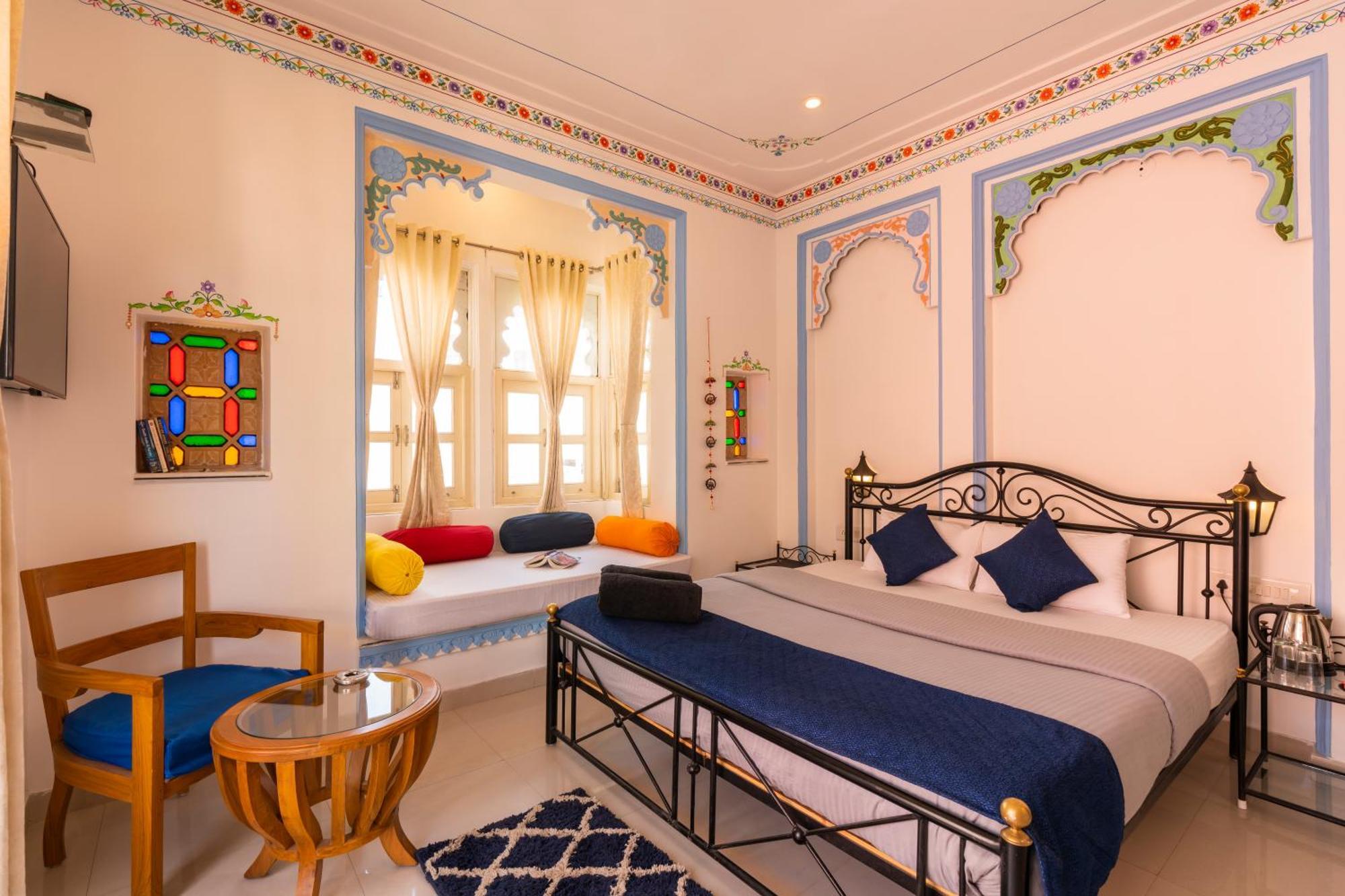 Хостел Shalom Backpackers Удайпур Экстерьер фото